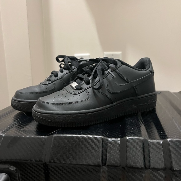 BLACK AIRFORCE 1s NWOT - Picture 1 of 4